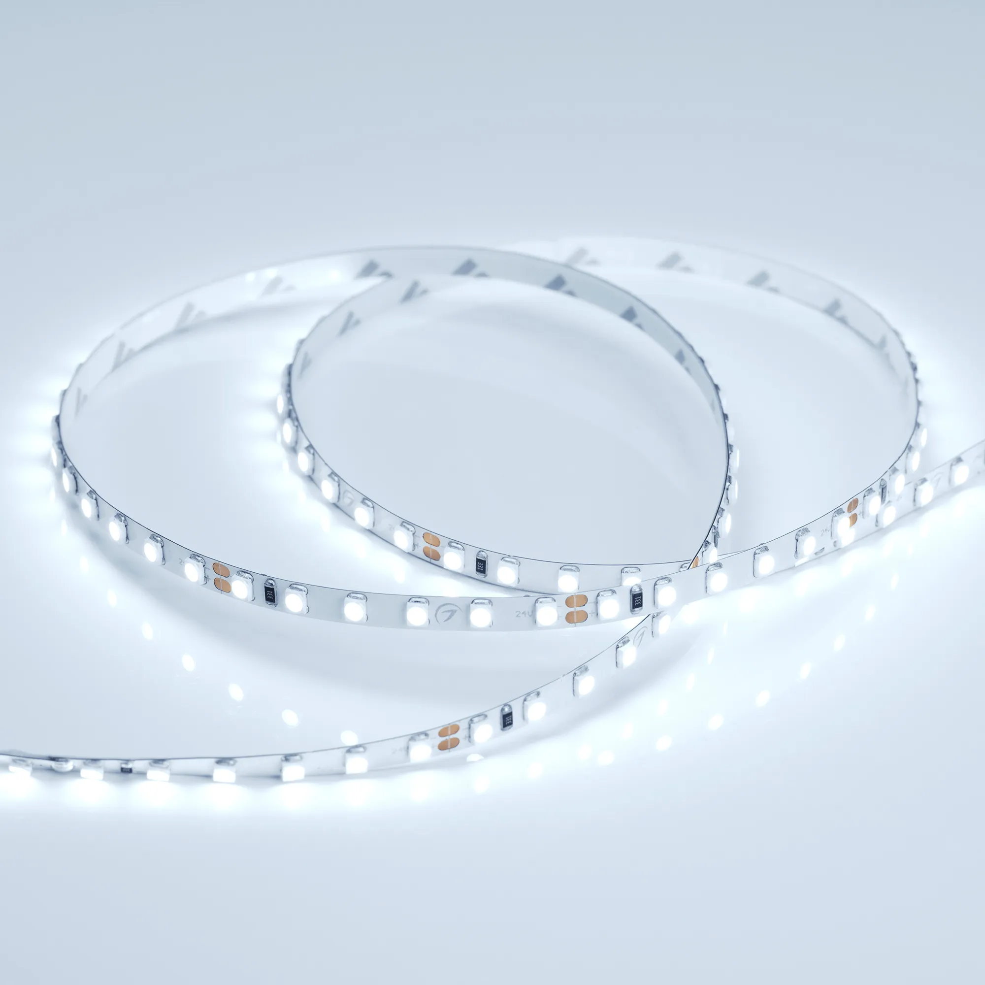 Лента светодиодная RT 2-5000 24V Cool 15K 5mm 2x (3528, 600 LED, LUX) (Arlight, 9.6 Вт/м, IP20) - Изображение